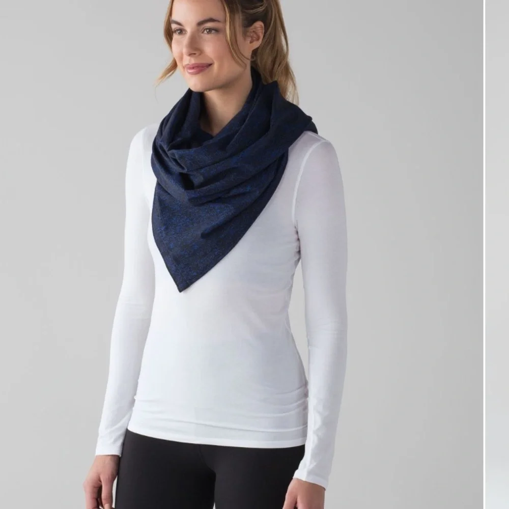 Lululemon Womens Vinyasa Wrap Scarf One Size Multi Function Blue Black Wrap DD